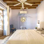 The Carob Tree Villa - Rustic Luxury Home With Access To Pool And Restaurant