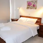Nicolaides Sea View Apartments