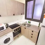 The White Pearl Apartment