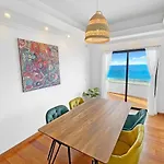 180° Seaview Apt. Right On Famous Beach Promenade