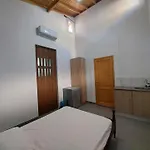 Anna Guesthouse 10 Min Walk From The Beach
