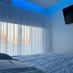Luxurious Maisonette Near The Beach