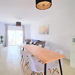 Comfy And Exquisite Rooms In A Shared 3Br Apartment Near Main Harbor, City Center