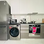Vivid 1-Br Apt In Larnaca