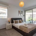 Starlet 1-Bedroom Apartment In Larnaca