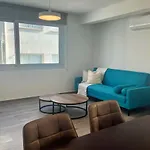 Phaedrus Living Coral Suites Horizon