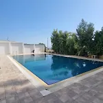 Stylish Beach Apt W/ Sea View + Pool + 200Mbit