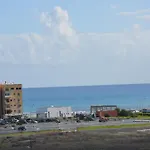Stay Sea And Salt Lake View Apt