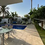 Villa Victoria