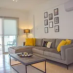 Seawitch Apartment