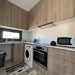 Unforgettable Experience In A Modern Apartment!