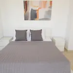 Phaedrus Living Serenity Waves Villas No 5