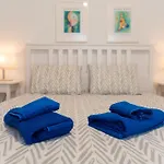 Finikoudes 3 Bedroom Seaview Flat