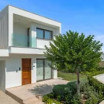 Serenity Waves Villa 22