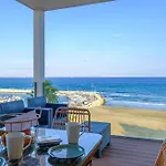 Lazuli Sea View Beachfront Ap 254