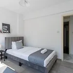 Liric - 3 Bedroom Apt W Balcony In Larnaca