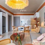 Sundrop - 1-Bedroom Apt W Terrace In Larnaca