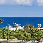 Charming 3-Bed Duplex With Stunning Sea View