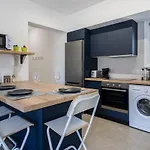 Mackenzie Beach Apartment