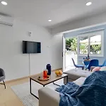 Atlantis Apartments 50M From Makenzy Seafront