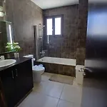 Spacious 2 Bedroom Apartment