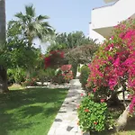 Tsialis Hotel Apartments