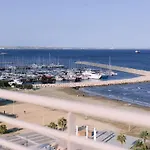 Top Floor Sea View Finikoudes, Carisa Ithaki Court