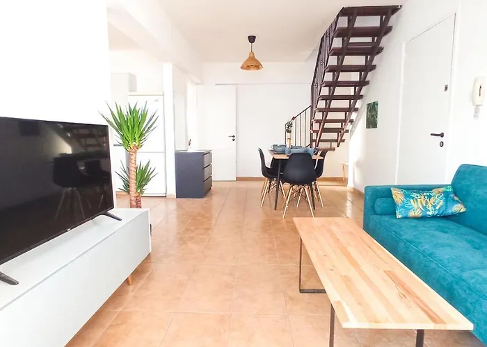 Luxury Private Rooms -Sea View, Netflix, Gym- 5 Min From Beach! - Private Room In Shared Apartment