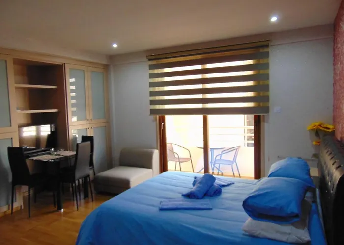 Ithaki Phinikoudes Apartment No. 207