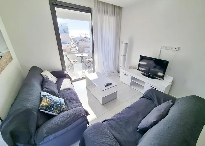 Sea La Vie Seaview Apartment