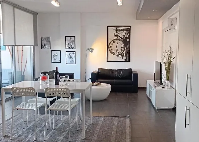 Dezo Luxury Town Apartment