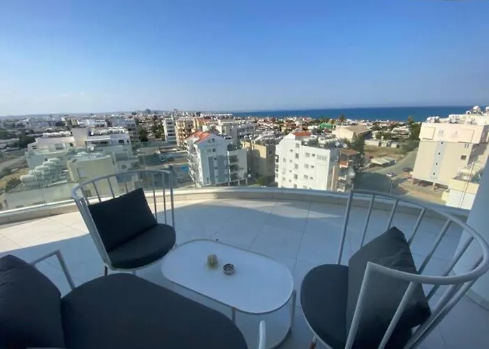 Mckenzie 2 Bedrooms Seaview Residence
