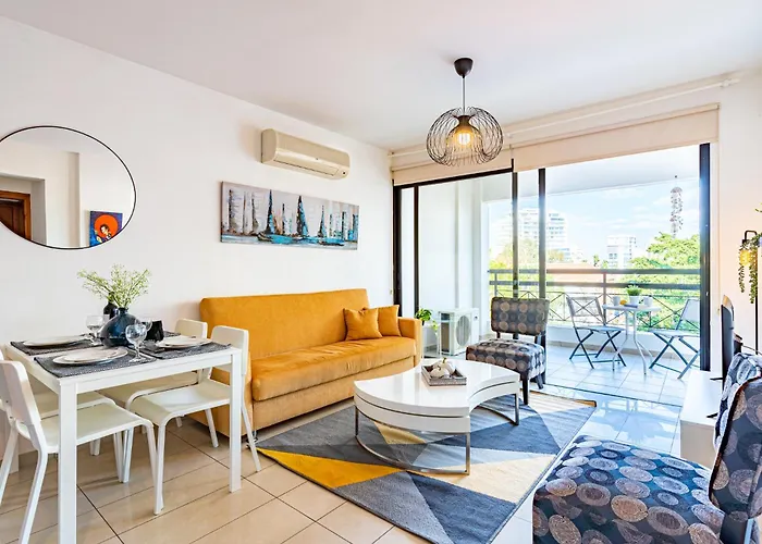 Odin 1-Bedroom Apartment In Larnaca
