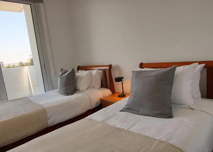 Phaedrus Living Coral Suites Aquatic