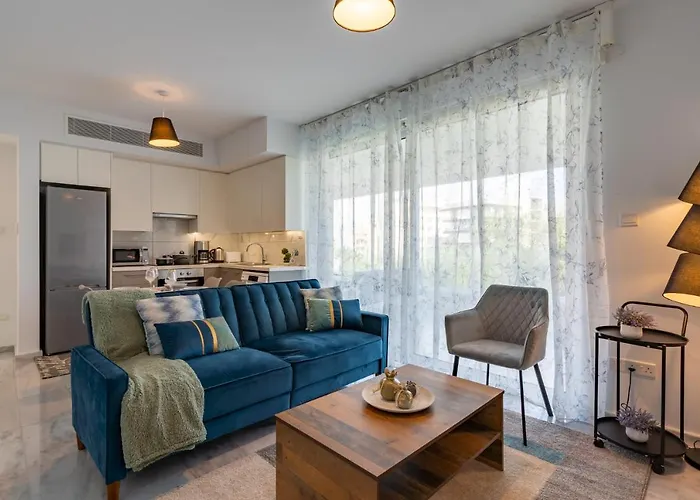 Starlet 1-Bedroom Apartment In Larnaca