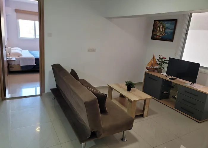 Palm Sea Suite 17