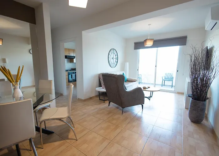 Maestro III Apartment