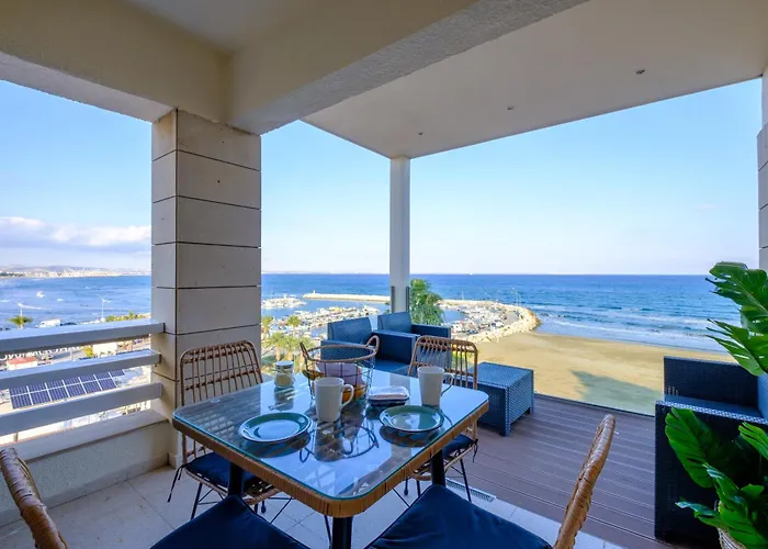 Lazuli Sea View Beachfront Ap 254