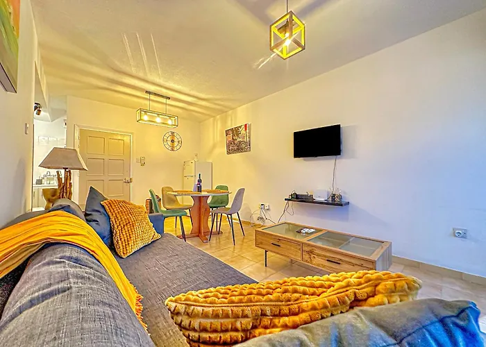 Sea And Lake Breeze 1Br Apt