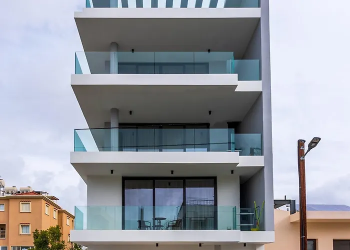 Solara - Stylish Balcony Apartments In Larnaca
