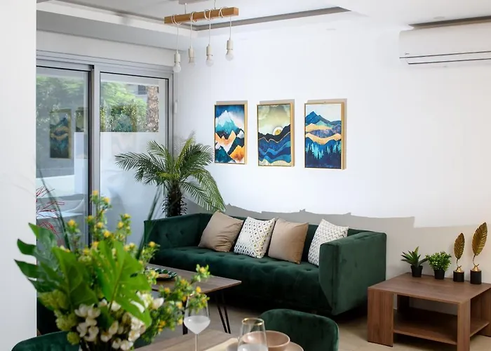 Green Island Apartment 102