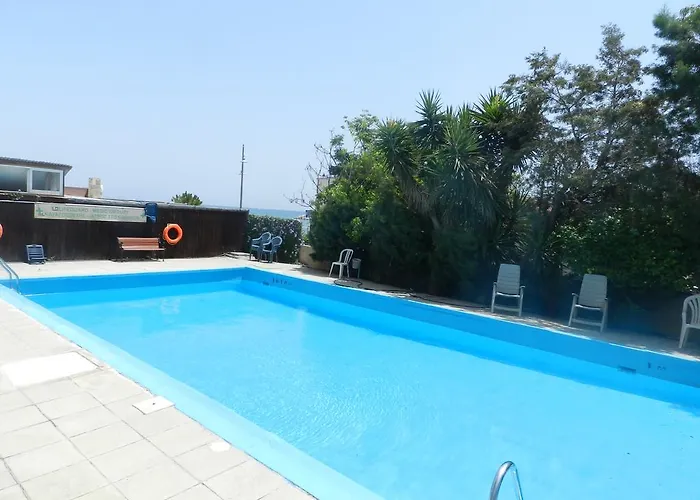 Apartment In Seagate Complex