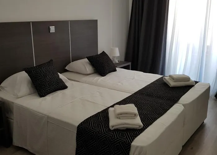 Les Palmiers Petrou Apartments