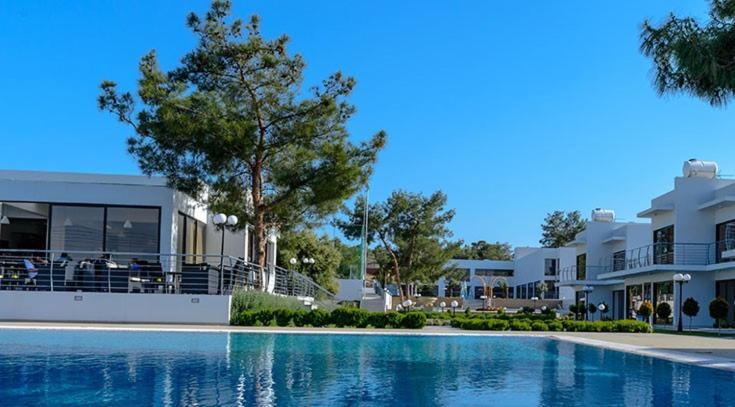 Cosmopolis Multi-venue Aparthotel Larnaca