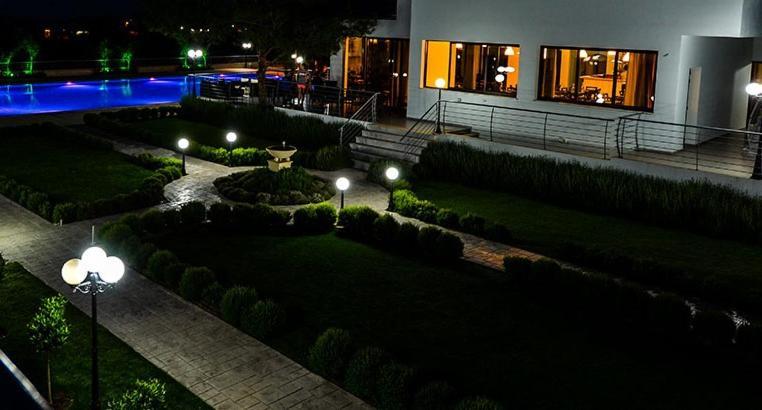 Aparthotel Cosmopolis Multi-venue *