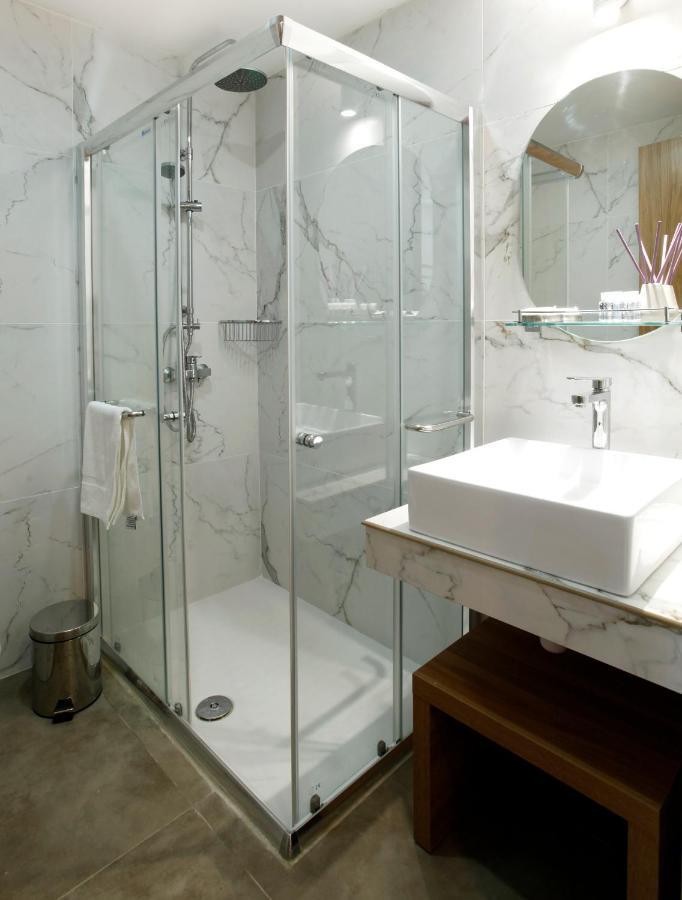 Cosmopolis Multi-venue Aparthotel *