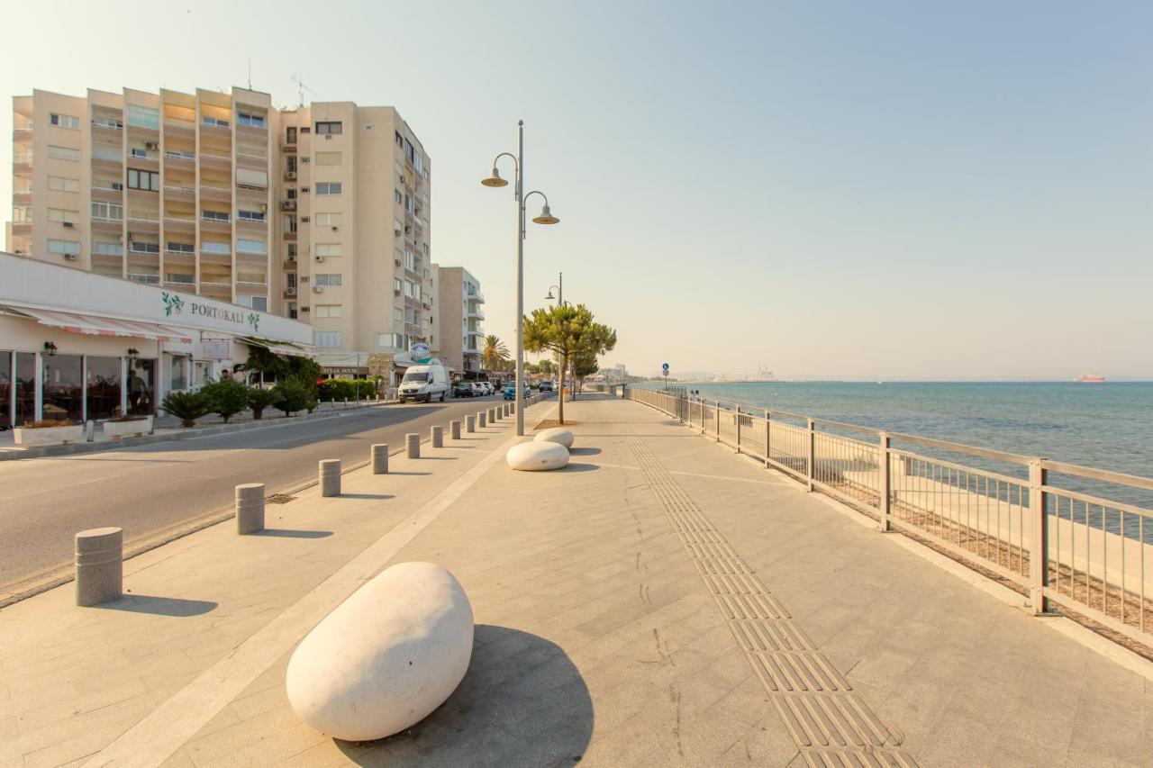 Apartamento Furnished Seafront *
