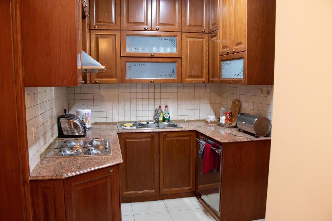 Luxury Apartment, Near Pinikoudes Apartment *