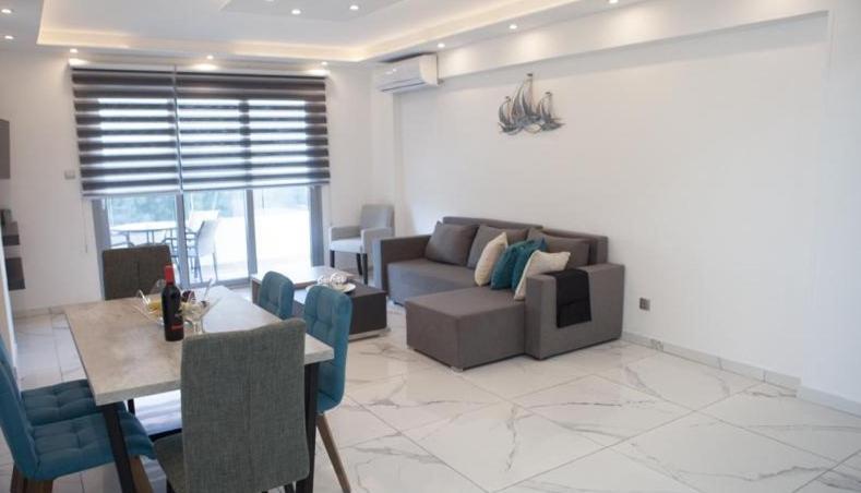 Luxury Beachfront Apartment