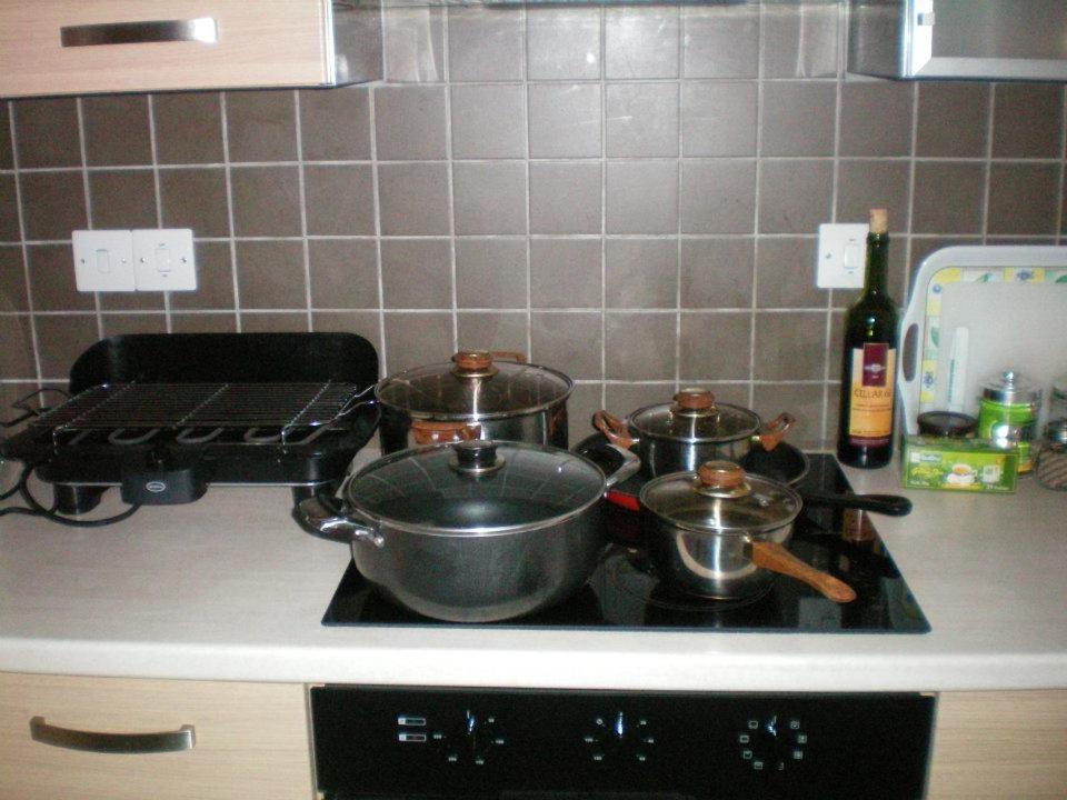 Apartment 103 Elegant 2 Bed With Free Wifi, Ac, Pool & Gym! *